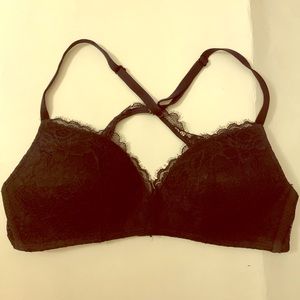Basic lace black bralette